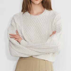 Aritzia Sunday Best Peggy Cropped Sweater - size small